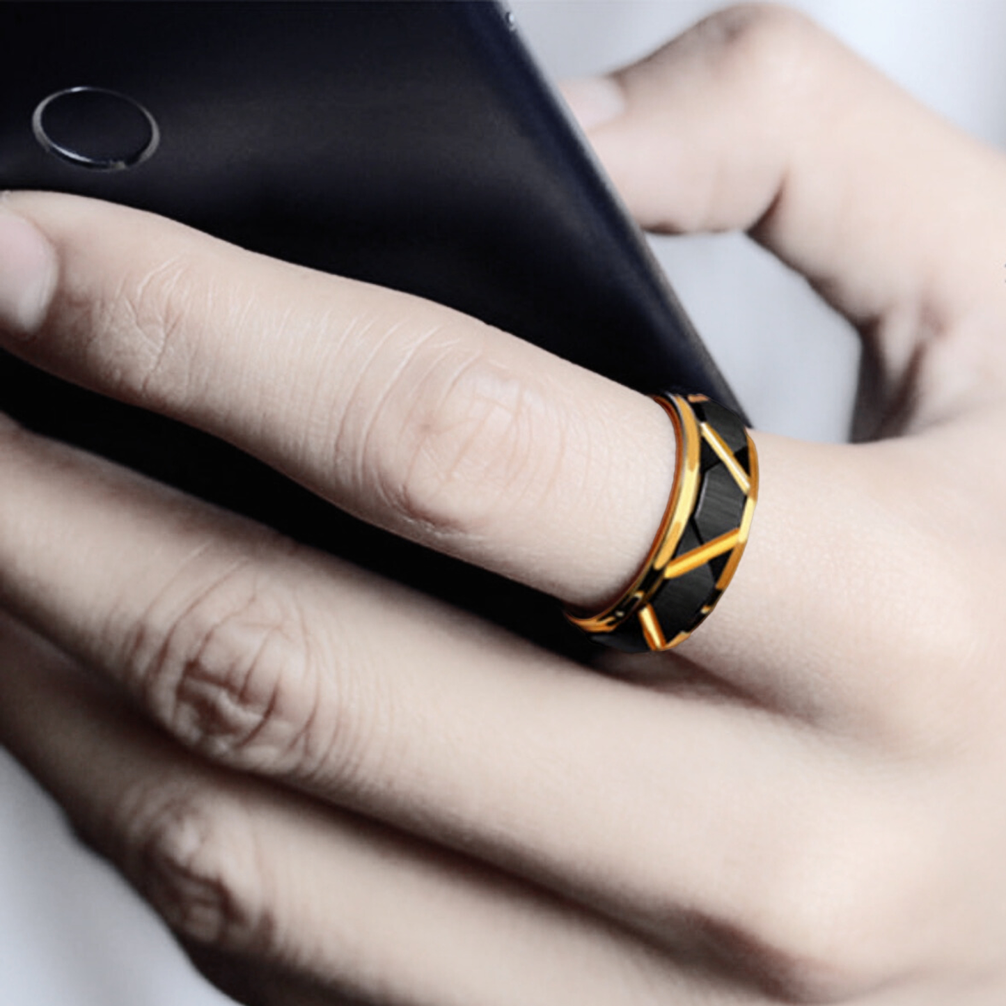 ANILLO LEYENDA DORADA (CARBURO DE TUNGSTENO)